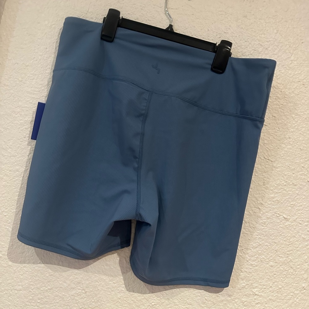 Ladies lace up detail biker shorts - Picture 4 of 4